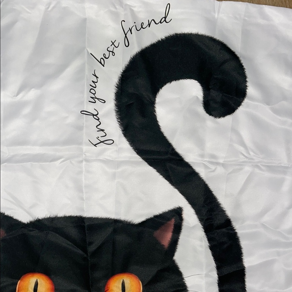Black Cat Design Pillowcase - Picture 2 of 6